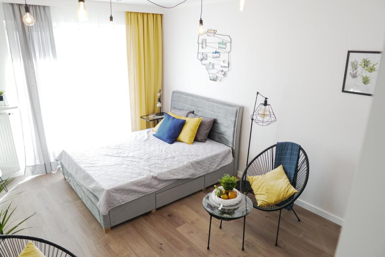 ורשה Vizzit Us Premium Apartments מראה חיצוני תמונה