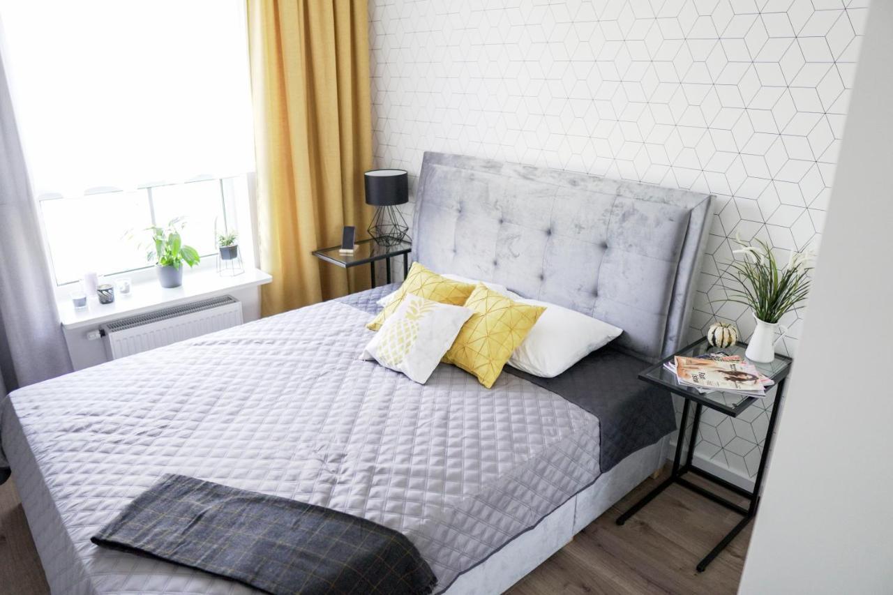 ורשה Vizzit Us Premium Apartments מראה חיצוני תמונה